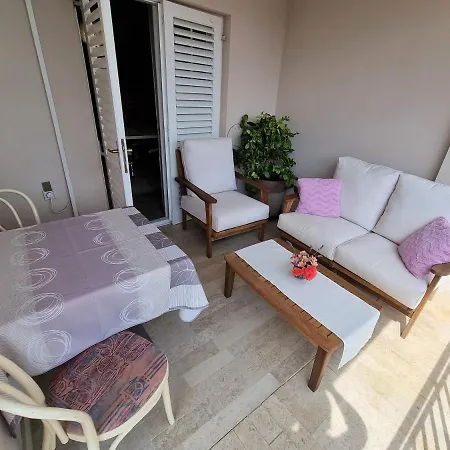Ragusa Apartment