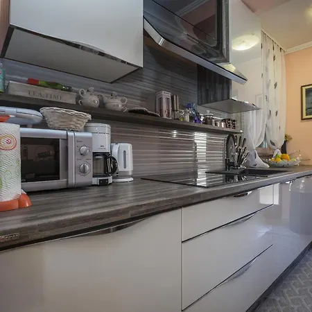 Ragusa Apartment